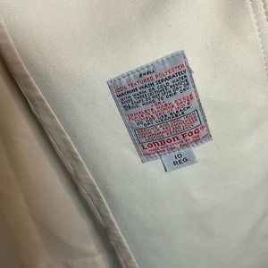 London Fog Maincoats Rain Trench Jacket Raincoat. Women’s Size 10 Regular.